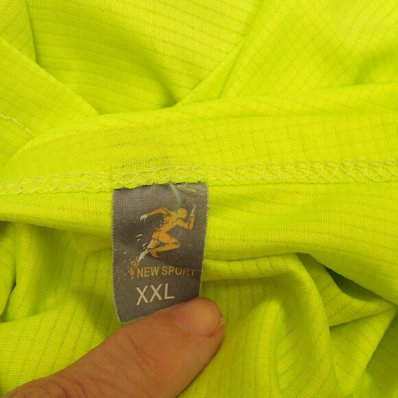 New Sport Boys Size XXL Neon Green T shirt - Picture 2 of 3